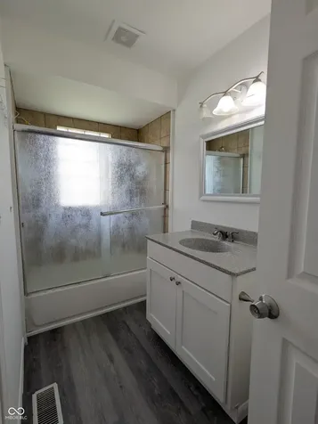 107 W Freeman Avenue Seymour IN 47274