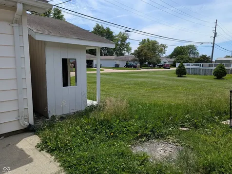 107 W Freeman Avenue Seymour IN 47274