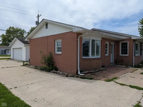 107 W Freeman Avenue Seymour IN 47274