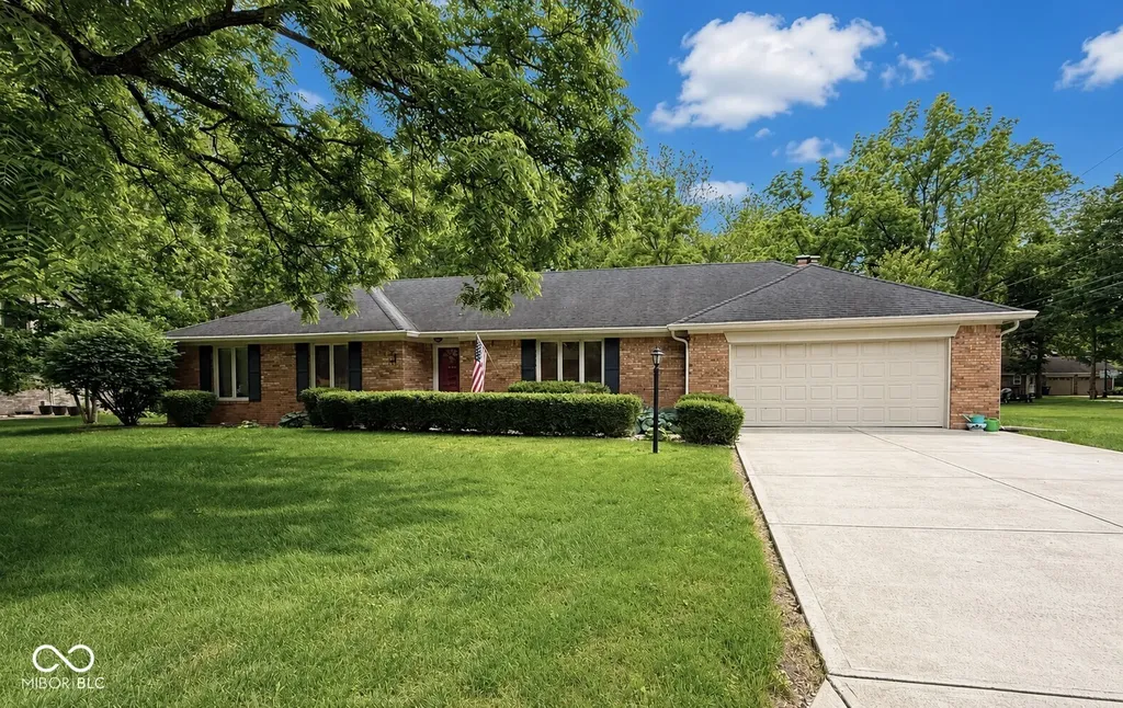 6579 English Drive Avon IN 46123