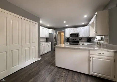 6579 English Drive Avon IN 46123
