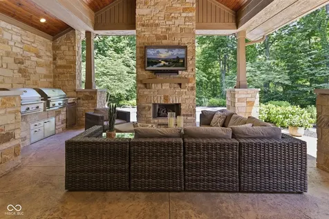 14950 Geist Ridge Drive Fishers IN 46040