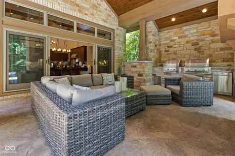 14950 Geist Ridge Drive Fishers IN 46040