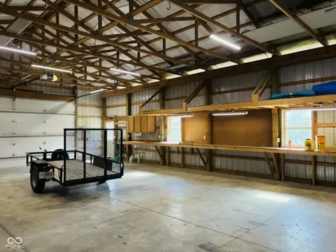 6820 W Rd 150 N Bargersville IN 46106