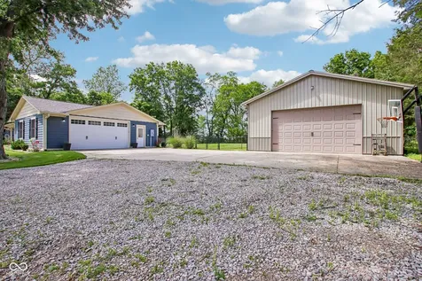 6820 W Rd 150 N Bargersville IN 46106