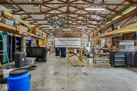 6820 W Rd 150 N Bargersville IN 46106