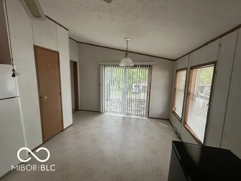6117 Van Bibber Lake Estates Greencastle IN 46135