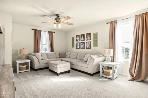 9327 Cobble Court Avon IN 46123