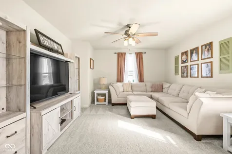 9327 Cobble Court Avon IN 46123