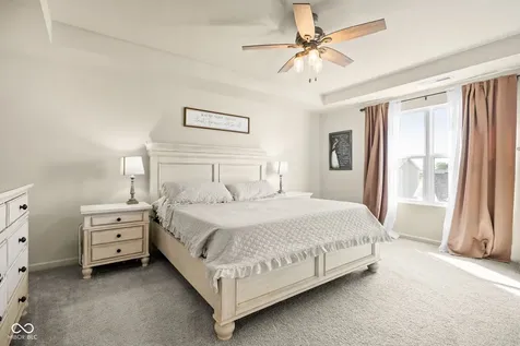 9327 Cobble Court Avon IN 46123