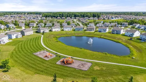 9327 Cobble Court Avon IN 46123