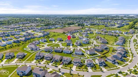 9327 Cobble Court Avon IN 46123