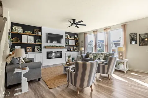 9327 Cobble Court Avon IN 46123