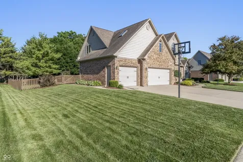 1187 Forest Commons Drive Avon IN 46123