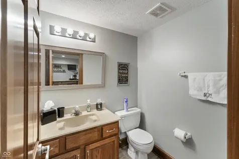 1187 Forest Commons Drive Avon IN 46123