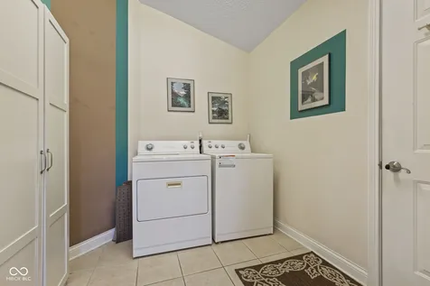 4206 Parma Court Indianapolis IN 46237