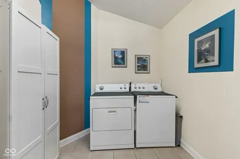 4206 Parma Court Indianapolis IN 46237