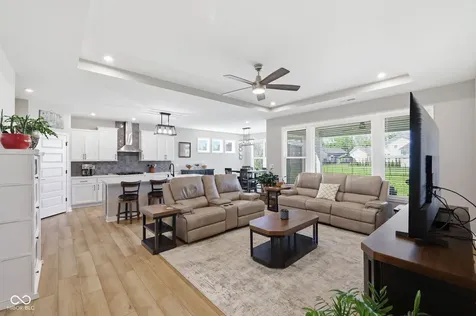 15112 Covebrook Lane Fishers IN 46040
