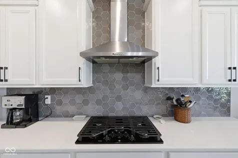 15112 Covebrook Lane Fishers IN 46040