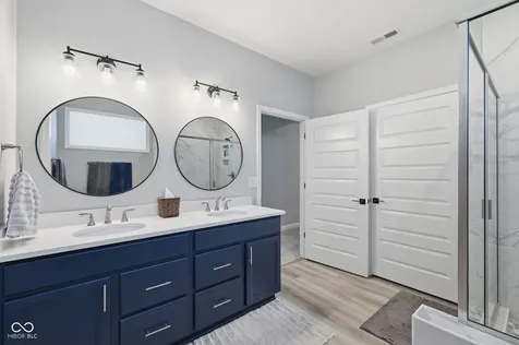 15112 Covebrook Lane Fishers IN 46040