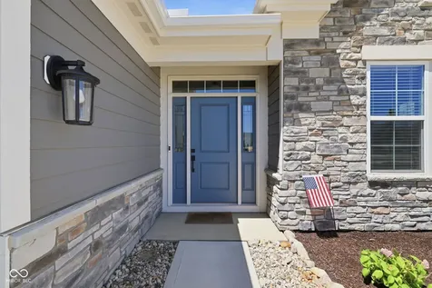 15112 Covebrook Lane Fishers IN 46040