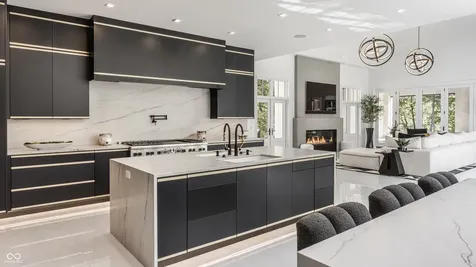 10585 Hussey Lane Carmel IN 46032