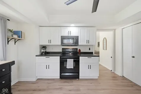 8321 Gallant Fox Drive Indianapolis IN 46217