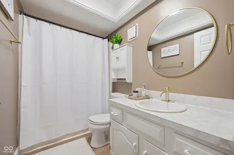 8321 Gallant Fox Drive Indianapolis IN 46217