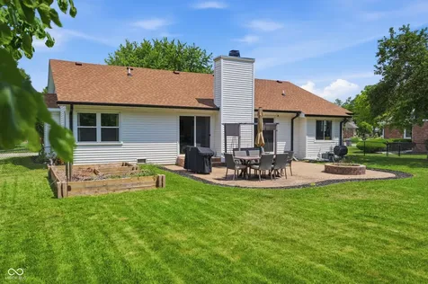 8321 Gallant Fox Drive Indianapolis IN 46217