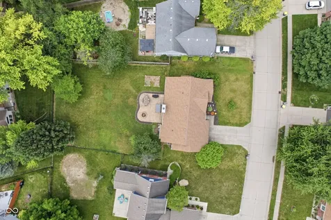 8321 Gallant Fox Drive Indianapolis IN 46217