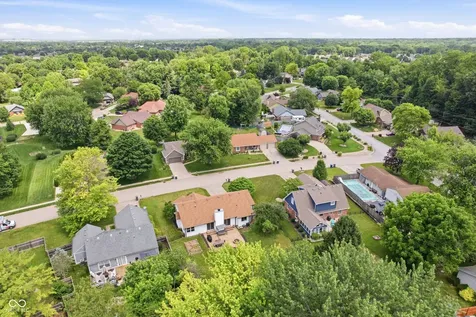 8321 Gallant Fox Drive Indianapolis IN 46217