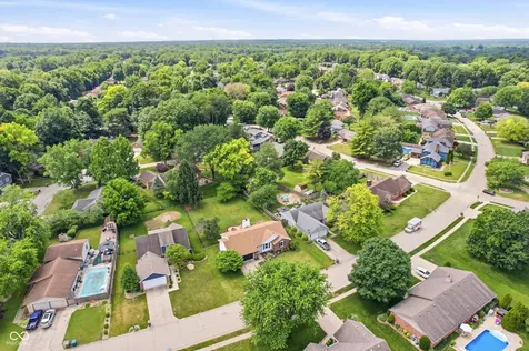 8321 Gallant Fox Drive Indianapolis IN 46217