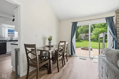 8321 Gallant Fox Drive Indianapolis IN 46217