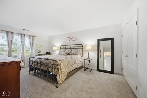 9577 Sweet Clover Way Fishers IN 46038