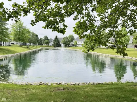 9577 Sweet Clover Way Fishers IN 46038