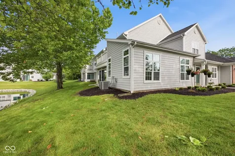 9577 Sweet Clover Way Fishers IN 46038