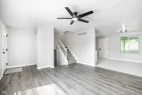 612 Woodlark Drive Indianapolis IN 46229