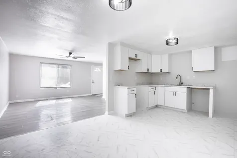 612 Woodlark Drive Indianapolis IN 46229