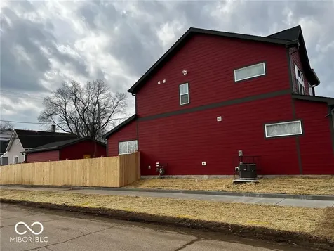 1037 W 18th Street Indianapolis IN 46202