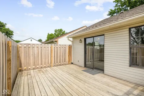 19 Lake Drive S Brownsburg IN 46112