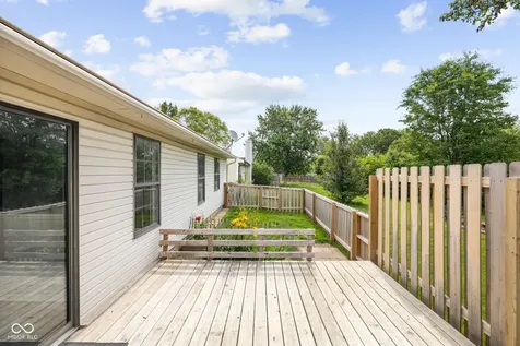 19 Lake Drive S Brownsburg IN 46112