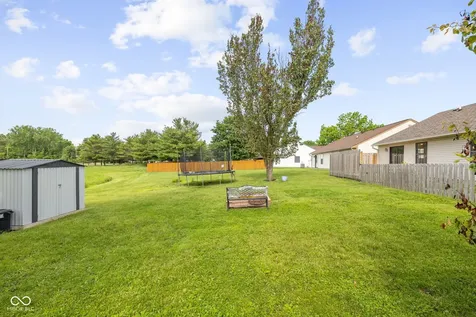 19 Lake Drive S Brownsburg IN 46112