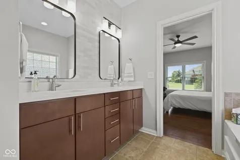 4999 Sweetwater Drive Noblesville IN 46062
