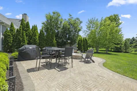 4999 Sweetwater Drive Noblesville IN 46062