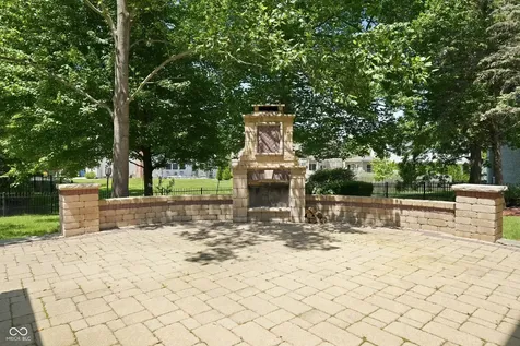 13179 Landwood Drive Fishers IN 46037