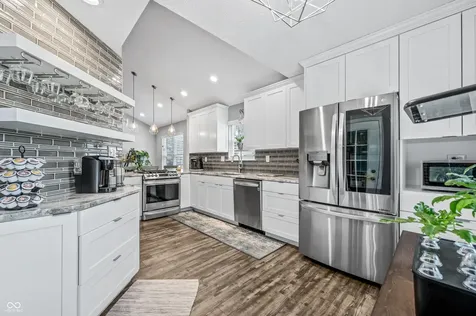 353 Carriage Lane Franklin IN 46131