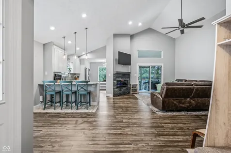 353 Carriage Lane Franklin IN 46131