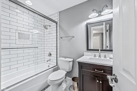 353 Carriage Lane Franklin IN 46131