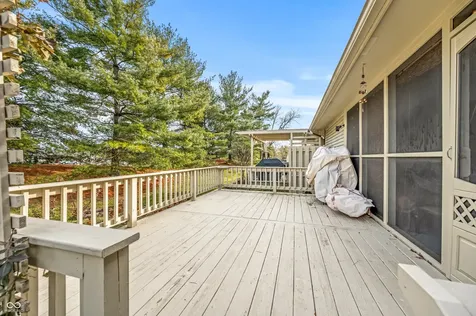 353 Carriage Lane Franklin IN 46131