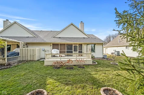 353 Carriage Lane Franklin IN 46131